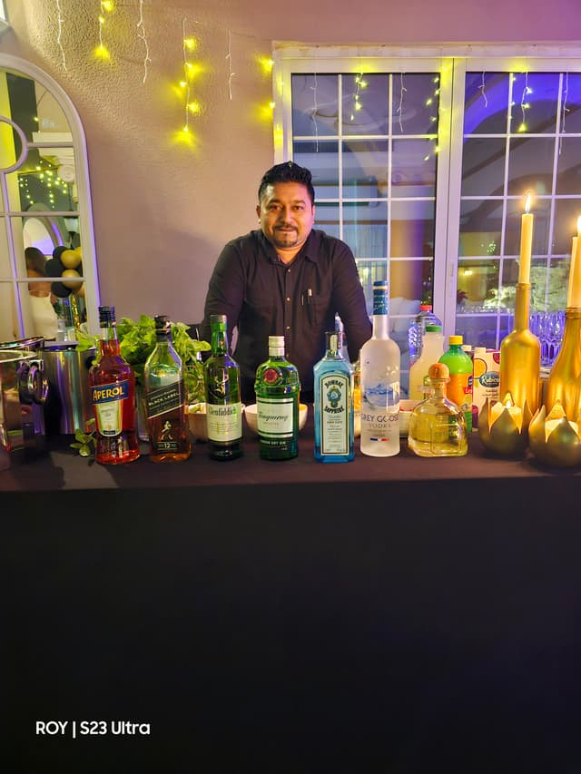 Roy Bartenders photo 4